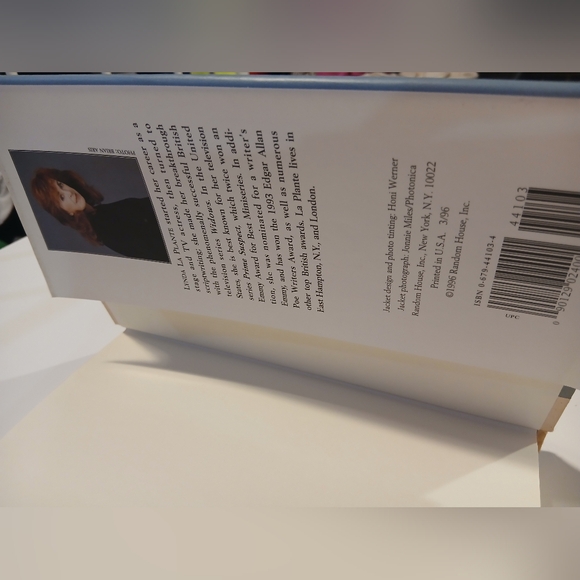 Book: 'Cold Shoulder' By Lynda La Plante - Picture 7 of 16